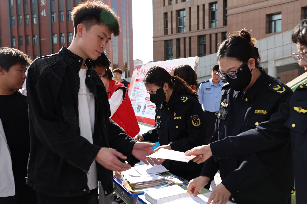 图片3.png 图片3.png