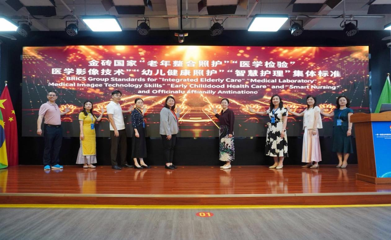 图片1(2).png 图片1(2).png
